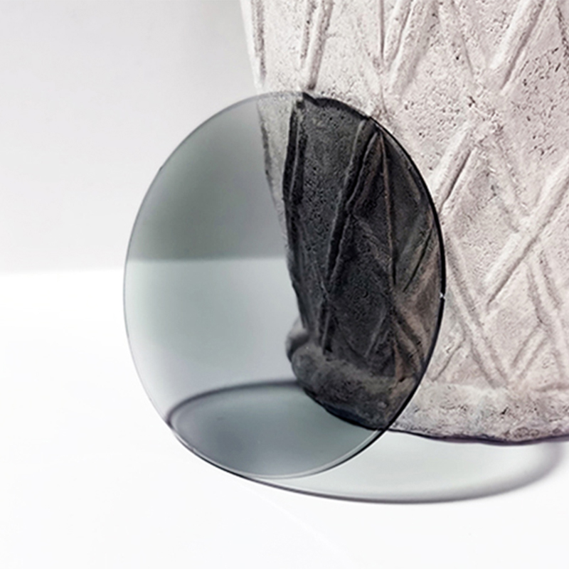 1.56 광변색 렌즈 SHMC